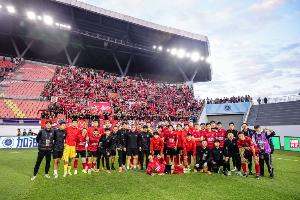 备战新赛季,正在阿联酋冬训的成都蓉城将和俄超球队罗斯托夫热身