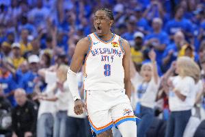 杰伦威单场10助0失误队史第三人！比肩威少&保罗