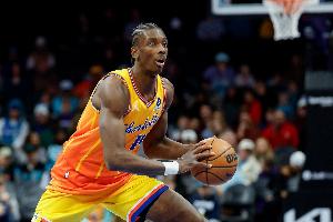 黄蜂主帅：迪亚巴特靠表现争取到了先发位置 攻防两端极具影响力