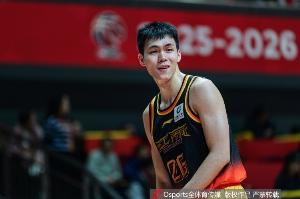 手感冰凉!庞峥麟18投仅4中拿到10分4板6助有4失误 三分6中1