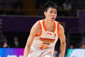 媒体人:突然到来的机会是动力也是压力 看庞峥麟能否一路冲到底