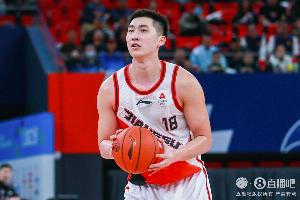 替补高效!蒋浩然7中5拿下15分3篮板1抢断1盖帽