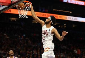 未来3年9070万！名记：骑士正在考虑交易阿伦来进行更大的操作！