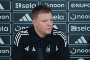 埃迪·豪:不认为托纳利情况会是伊萨克肥皂剧重演,他在这很开心