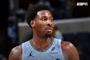 突发Shams:灰熊将JJJ等4人交易至爵士 换李凯尔等4人+3首轮 突发Shams:灰熊将JJJ等4人交易至爵士 换李凯尔等4人+3首轮