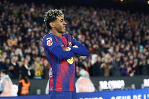 状态火热!亚马尔巴萨一线队生涯首次连续4场比赛取得进球 状态火热!亚马尔巴萨一线队生涯首次连续4场比赛取得进球