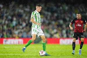 罗马诺：加拉塔萨雷商谈引进阿尔蒂米拉，贝蒂斯冬窗拒绝三份报价