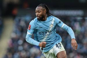 塞梅尼奥：我妈让我不要做空翻庆祝 曼城球员水平简直高得离谱