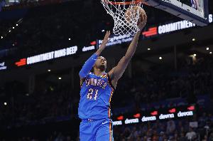 阿隆·维金斯:尽量不去关注交易流言的消息 享受当下的每一刻