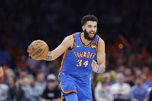 肯威：我们的防守灵活性让对手筋疲力尽 任何人都能去防所有人