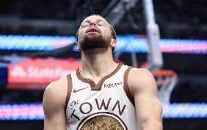 继续浪费库里巅峰！字母交易彻底无望 勇士的赛季基本宣告失败