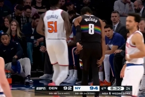 伤不起了呀！沃特森行进间疑似大腿拉伤 很难受&一瘸一拐下场