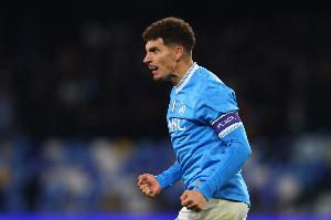 迪洛伦佐：过去6个月我一直带伤坚持比赛，希望在手术后尽快康复