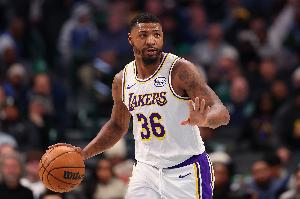 队记：湖人过去10场的防守效率排名NBA第11 取得了显著进步