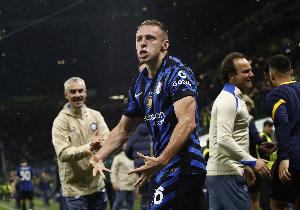 记者:诺丁汉森林租借弗拉泰西曾达协议,因国米没替代者未能成行