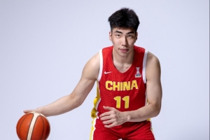 余嘉豪：人生最自豪的是让家人感到骄傲 并且代表中国男篮出战