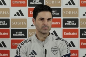 塔帅：季前赛开始前目标就是现在这个位置 时机恰当就该果断射门