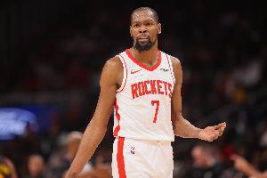 网友：KD是毒瘤&太阳的事在火箭重演 KD：你没进过更衣室怎么知道