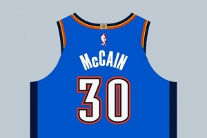 球衣记者:麦凯恩在雷霆将改穿30号球衣 76人时期穿20号 球衣记者:麦凯恩在雷霆将改穿30号球衣 76人时期穿20号