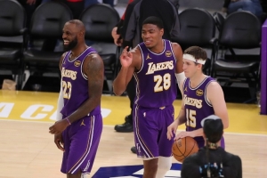 NBA彩经：火箭险胜雷霆 湖人击退勇士 开拓者轻取灰熊