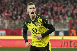 施洛特贝克的合同将于明夏到期，里肯：已为他提供很好的续约条件