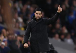 塔帅：很遗憾没能通过定位球破门 我为约克雷斯感到非常开心