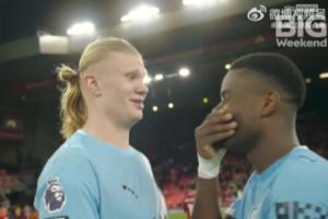 哈兰德向格伊吐槽：“为什么谢尔基最后不把球传给我？！”