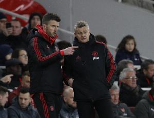 天空对比卡里克、索尔斯克亚带队前4场英超数据，索帅占优