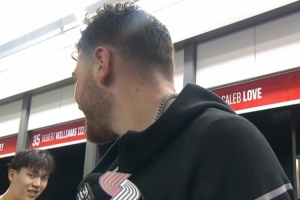 克林根to杨瀚森：新秀赛咱俩对位 你知道吗？小杨：真的吗？