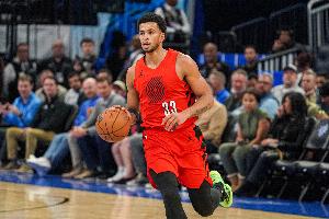 拓记：卡马拉再次证明合同的超值 球队老少各有发挥 伤病在退散